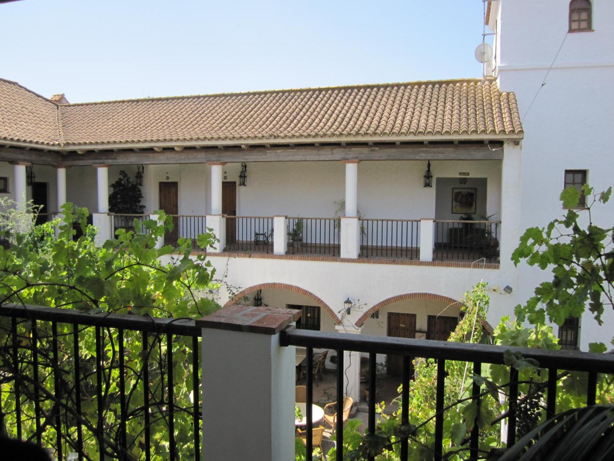 Hotel Cortijo Las Grullas Benalup - Casas Viejas Exterior foto